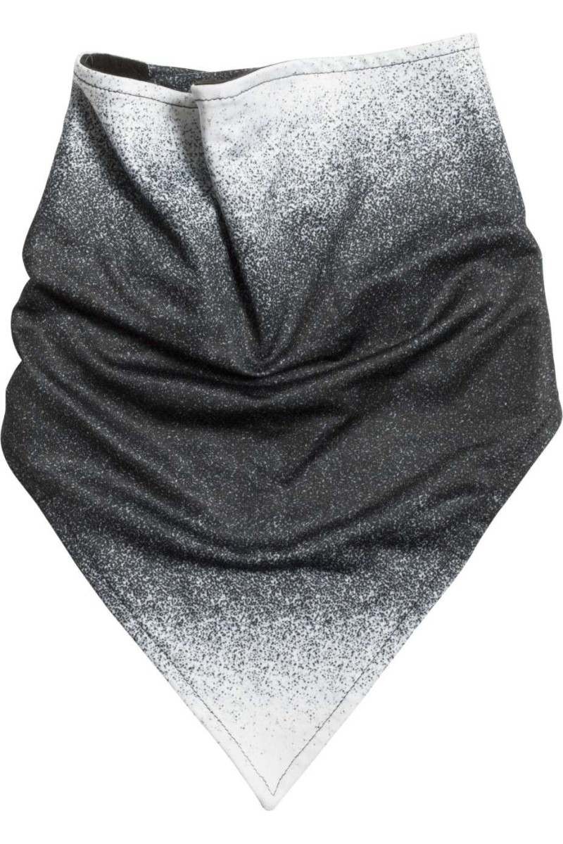 TRIANGULAR BANDANA WITH POLAR FLEECE LINING