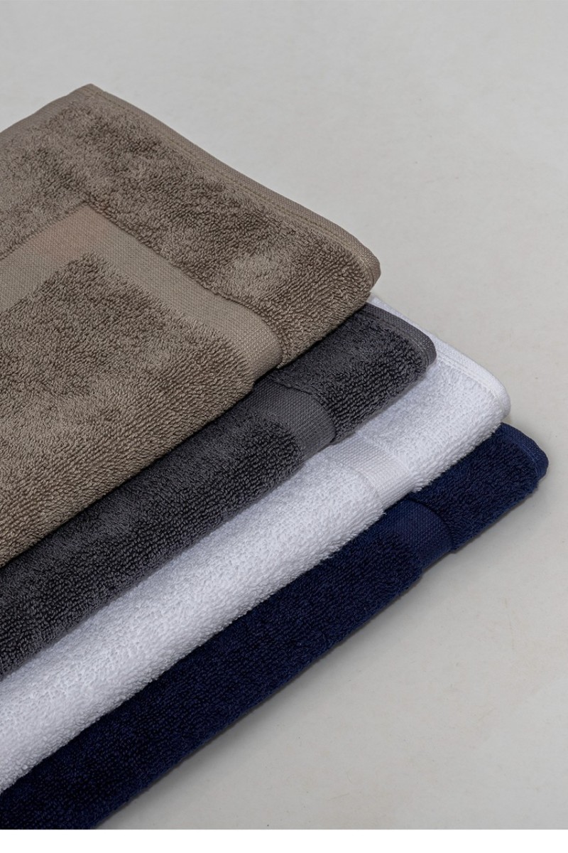 OLIMA CALITATE HOTEL COVOR DE BAIE