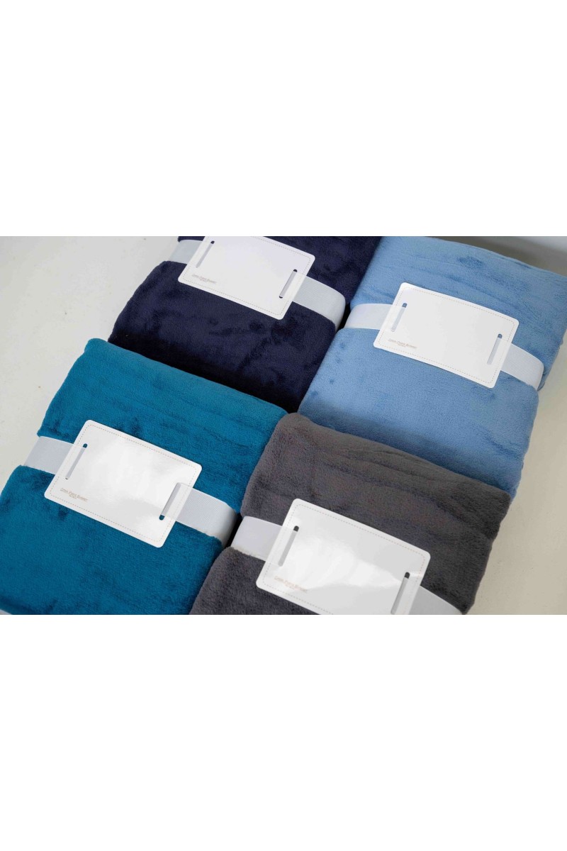 OLIMA CORAL FLEECE BLANKET