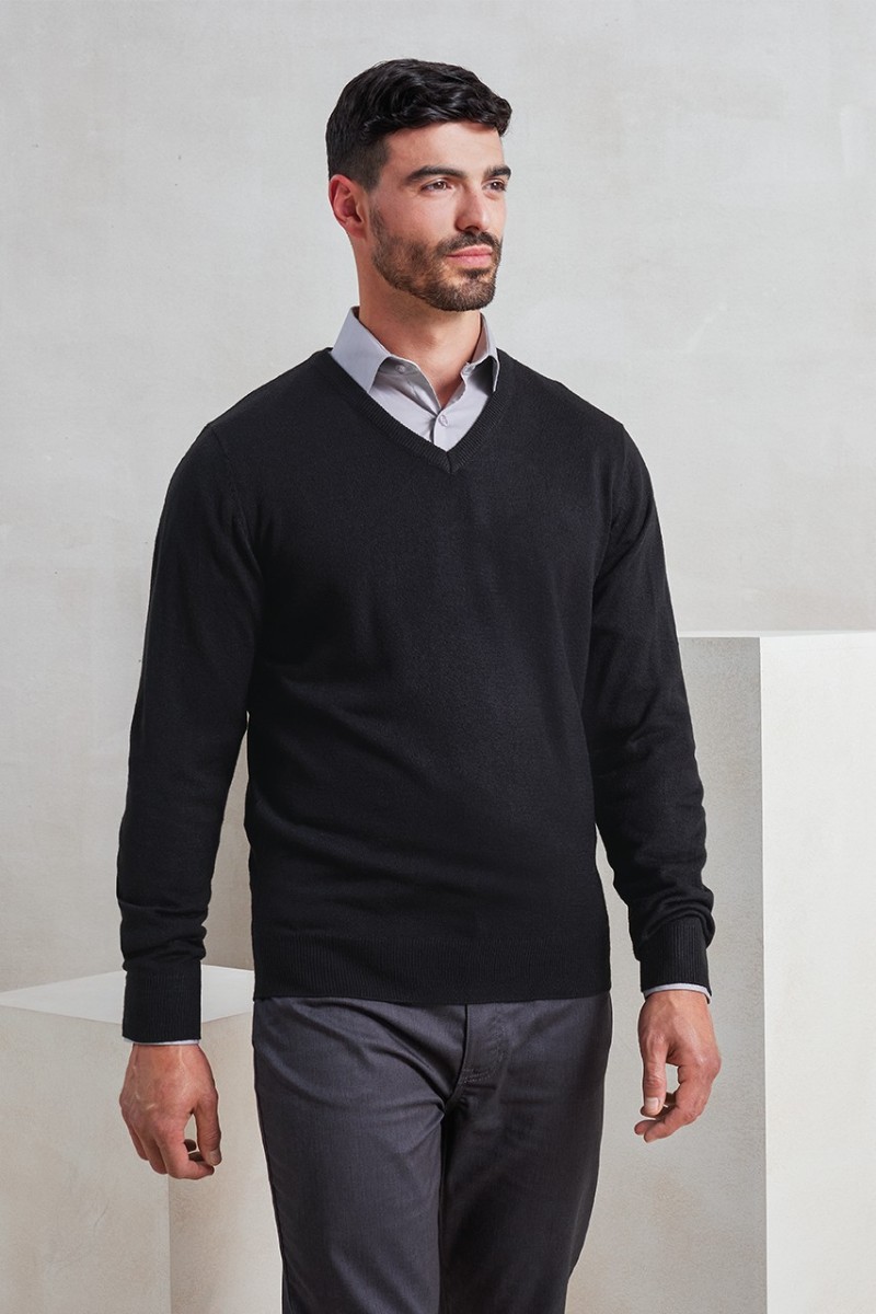 'ESSENTIAL' ACRYLIC MEN'S V-NECK SWEATER