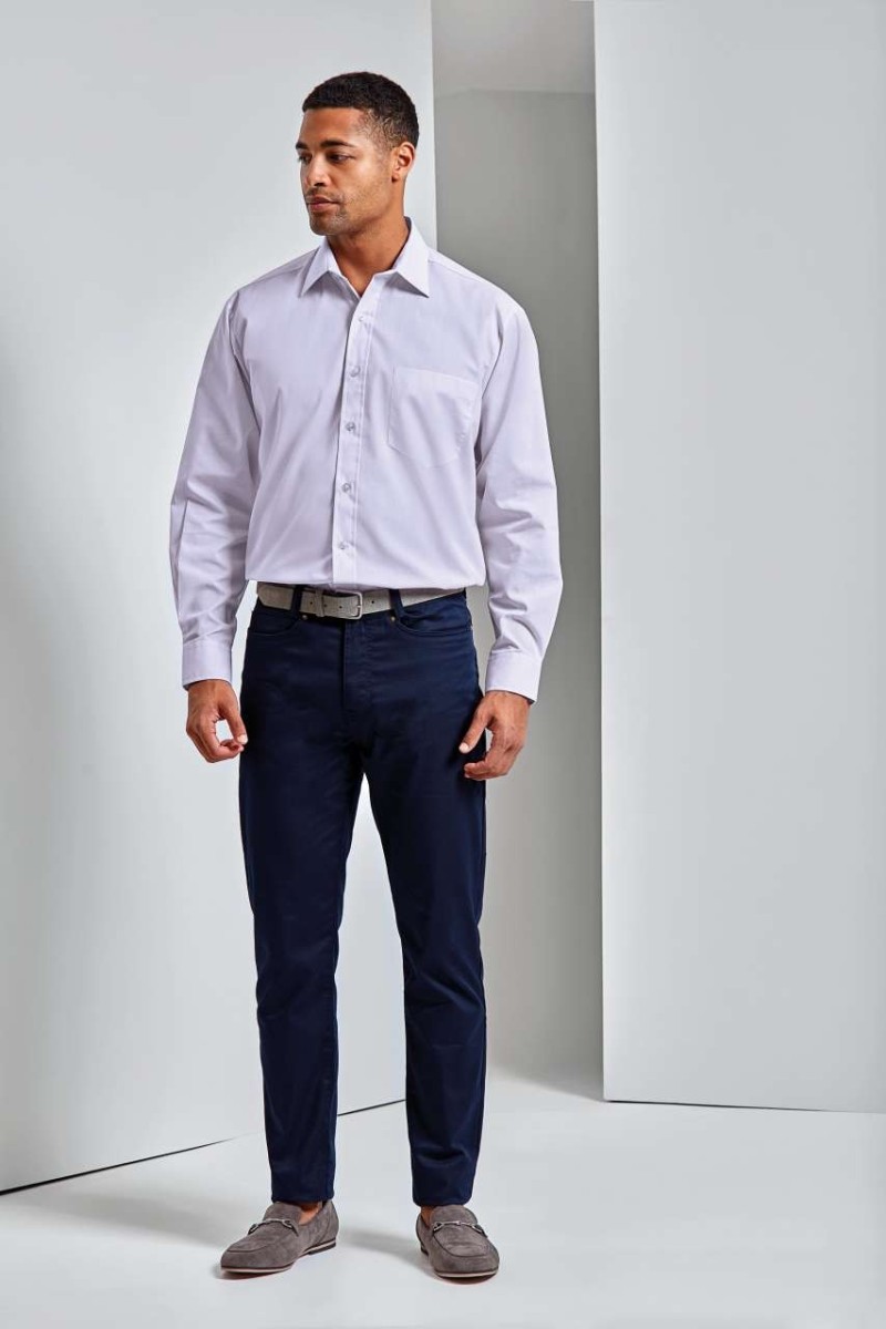 MEN'S PERFORMANCE CHINO JEANS