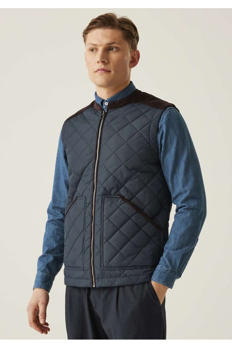 MORETON QUILTED GILET