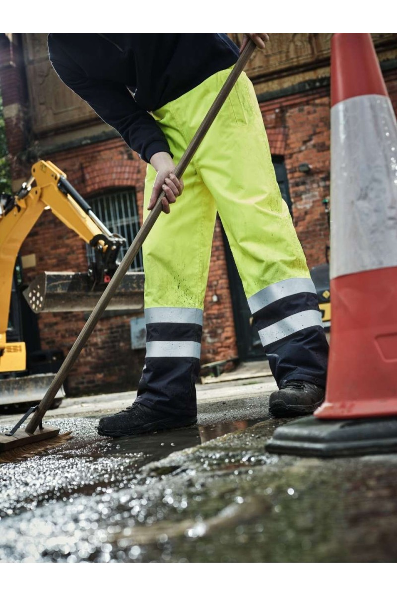HI VIS INSULATED OVERTROUSER