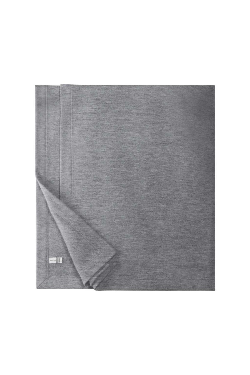 HEAVY BLEND™ FLEECE STADIUM BLANKET