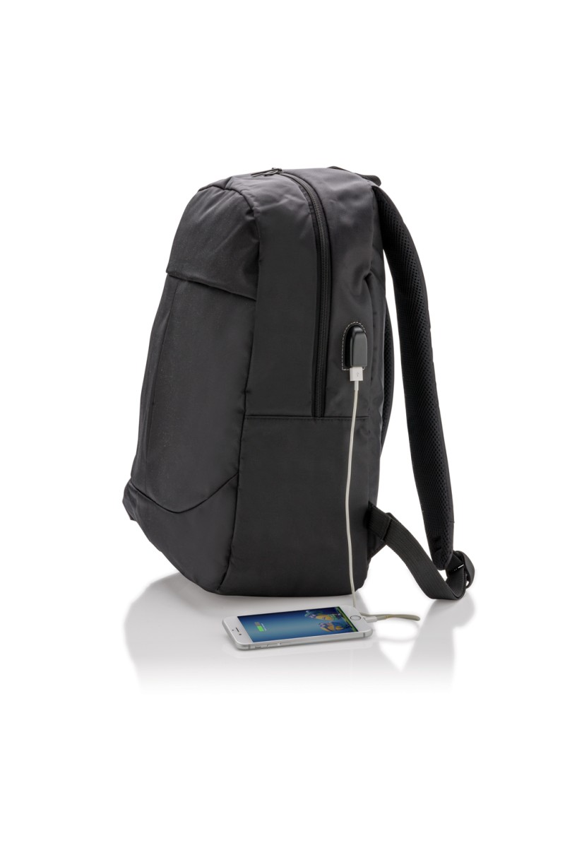 Power USB laptop backpack