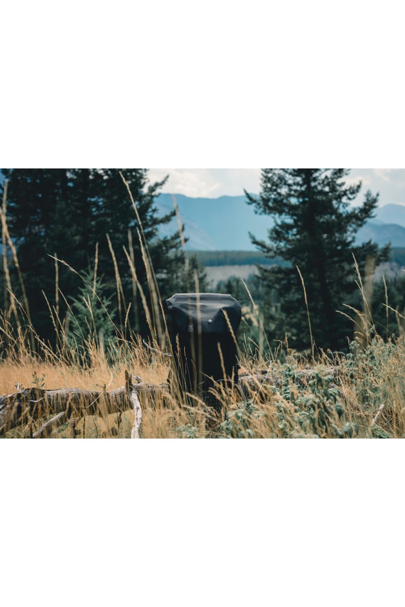 17” outdoor laptop backpack