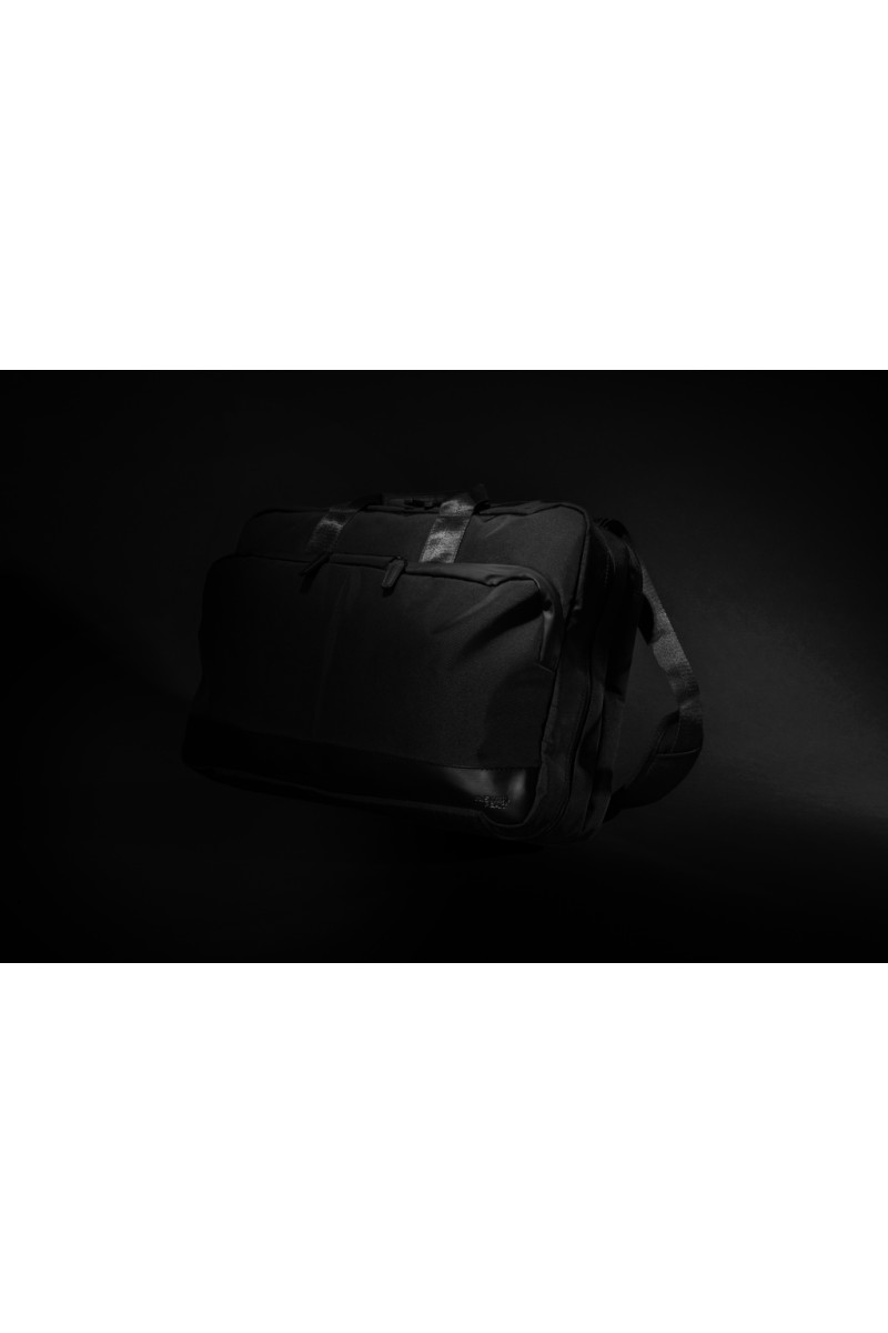 Swiss Peak Aware™ executive 2-in-1 laptop backpack