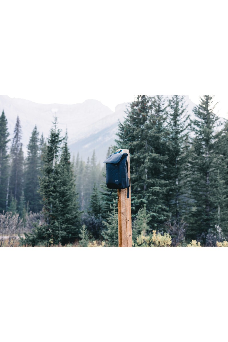 "Rucsac 15"" Swiss Peak Fern AWARE™ RPET, fermoar complet"
