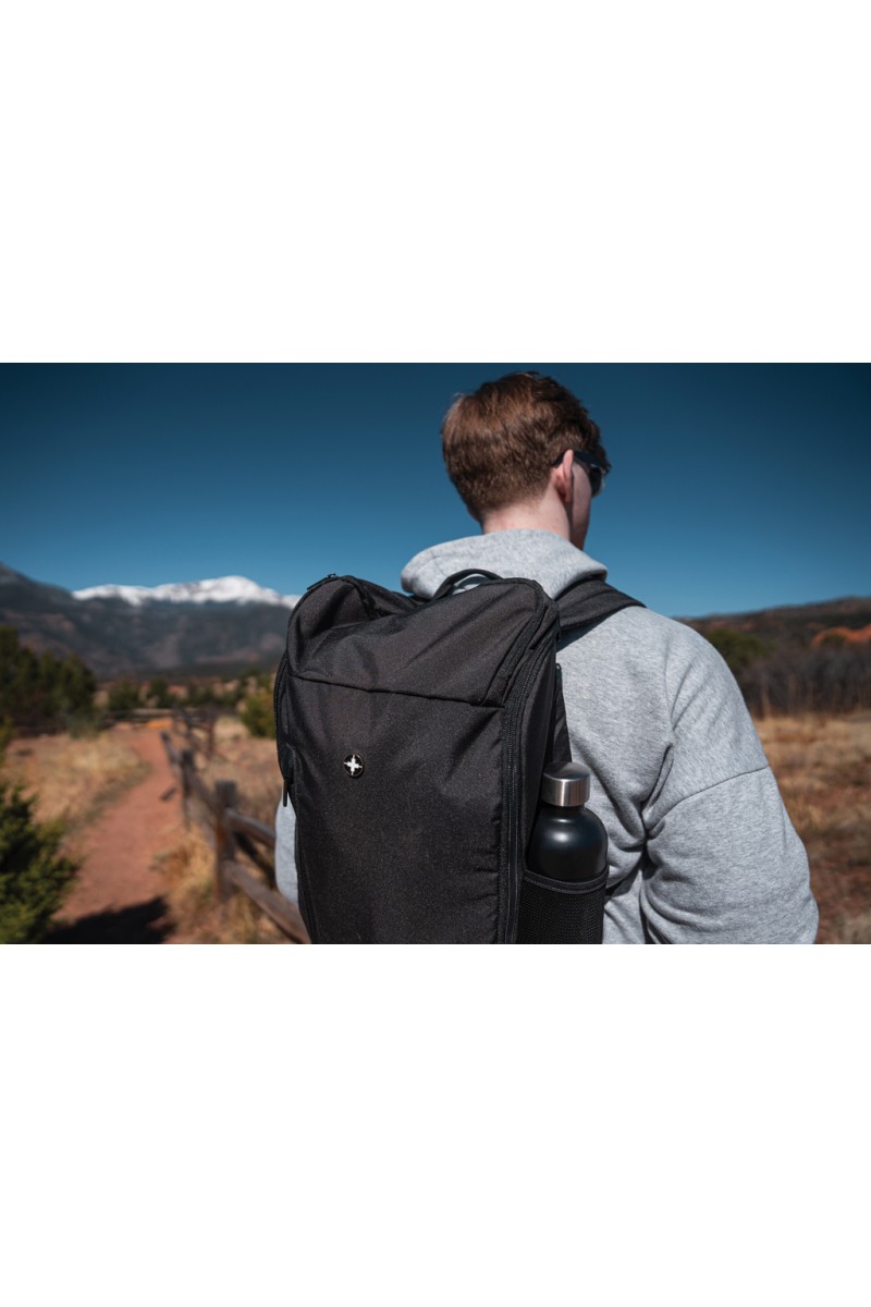 "Rucsac cu acces ușor Swiss Peak AWARE™ pentru laptop 15.6""
