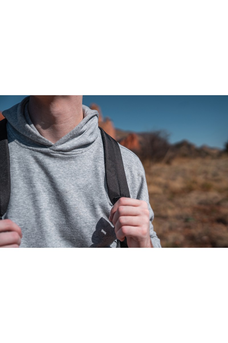 Swiss Peak AWARE™ easy access 15.6'' laptop backpack