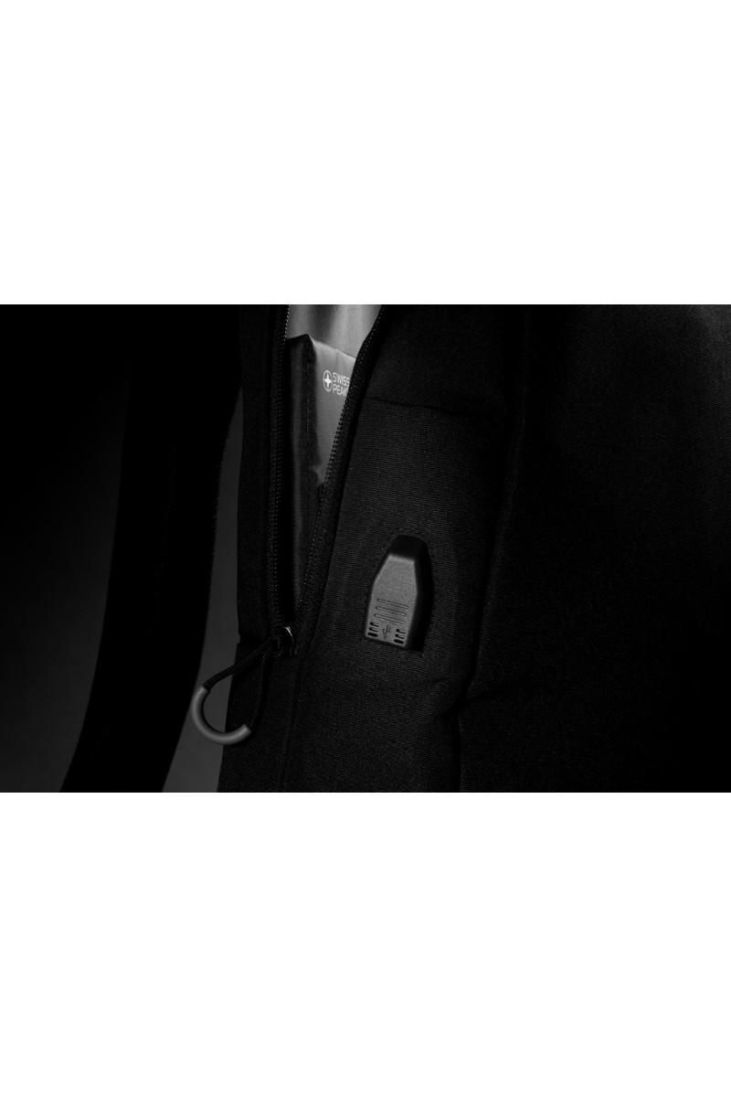 Swiss Peak AWARE™ RFID and USB A laptop backpack