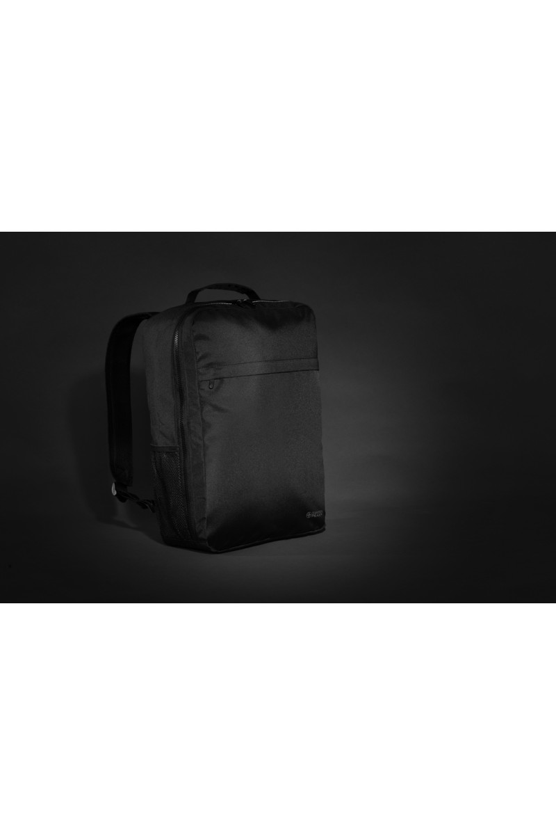 Swiss Peak Aware™ RPET Essential 15.6 inch laptop backpack
