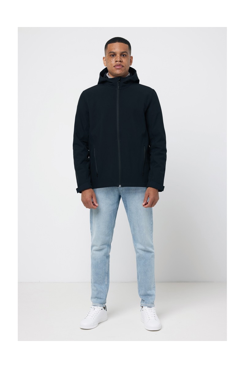 IQONIQ Makalu men recycled polyester soft shell jacket