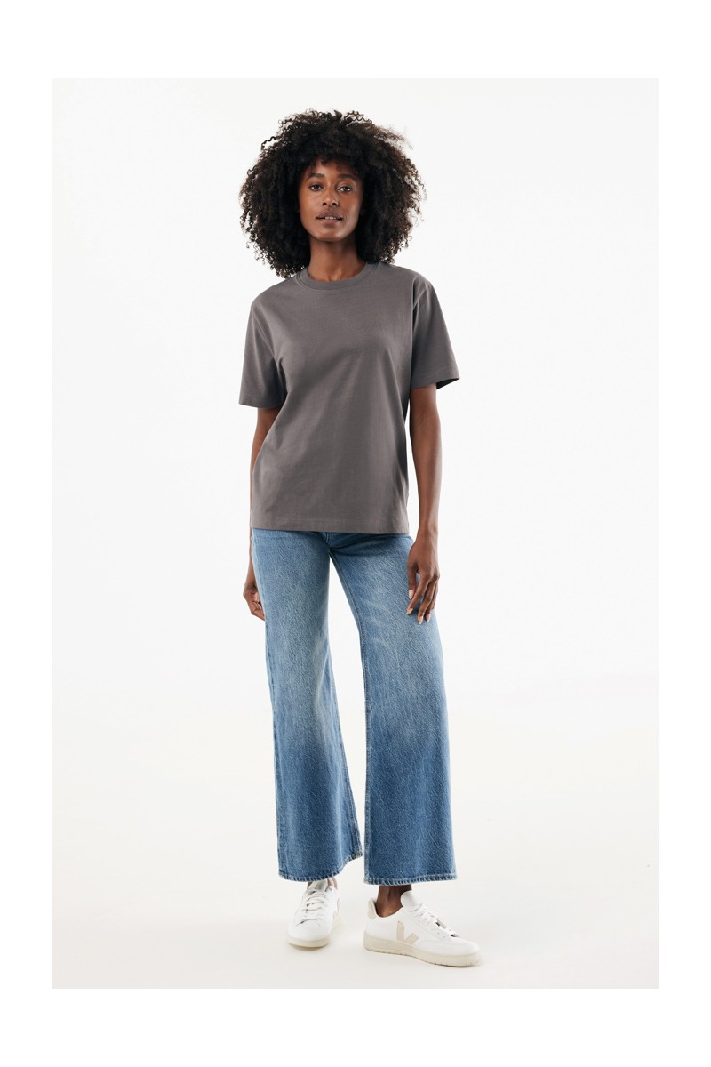 IQONIQ Nikko heavyweight recycled cotton t-shirt