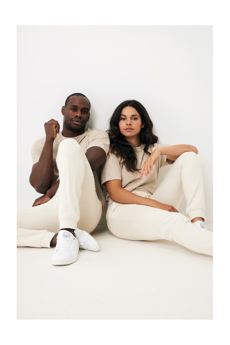 Pantaloni IQONIQ Cooper din bumbac reciclat
