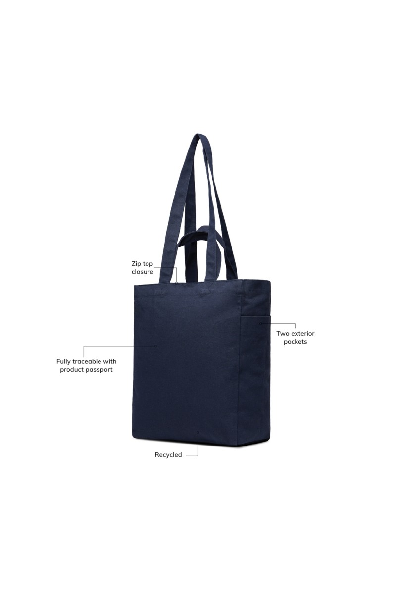 VINGA Hilo AWARE™ recycled canvas zip tote