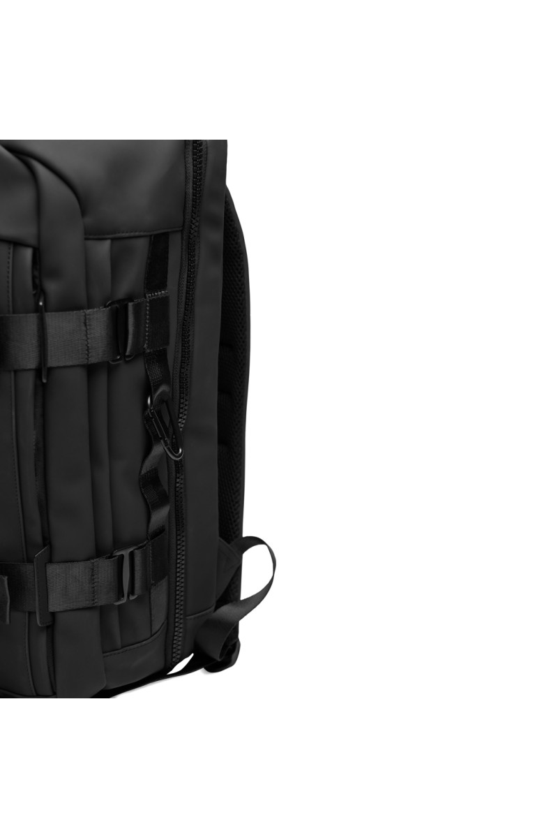 VINGA Baltimore RCS explorer’s backpack