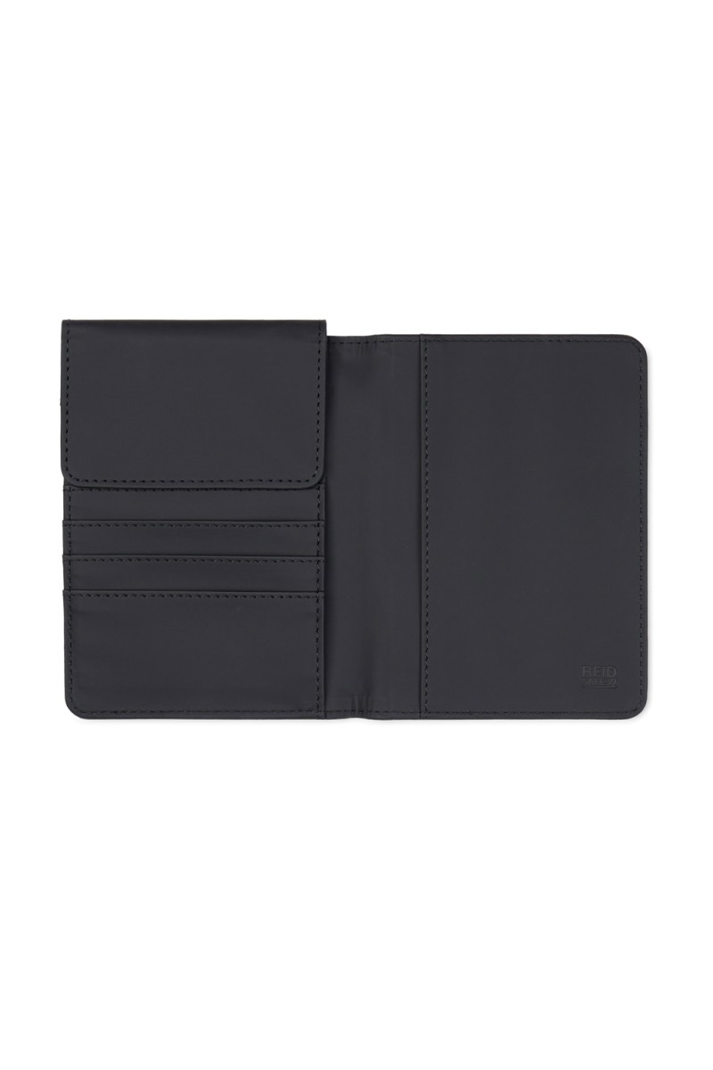 Travel Bag VINGA Baltimore RCS recycled polyester RFID passport cover