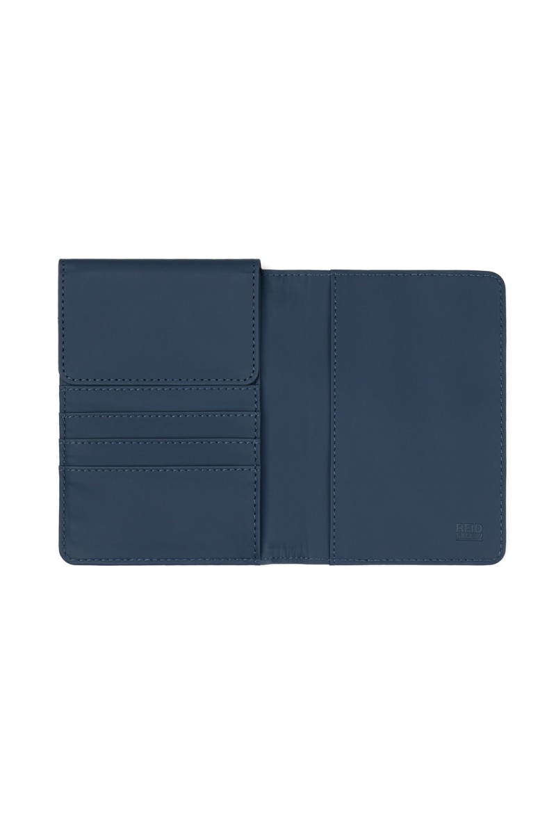 Travel Bag VINGA Baltimore RCS recycled polyester RFID passport cover