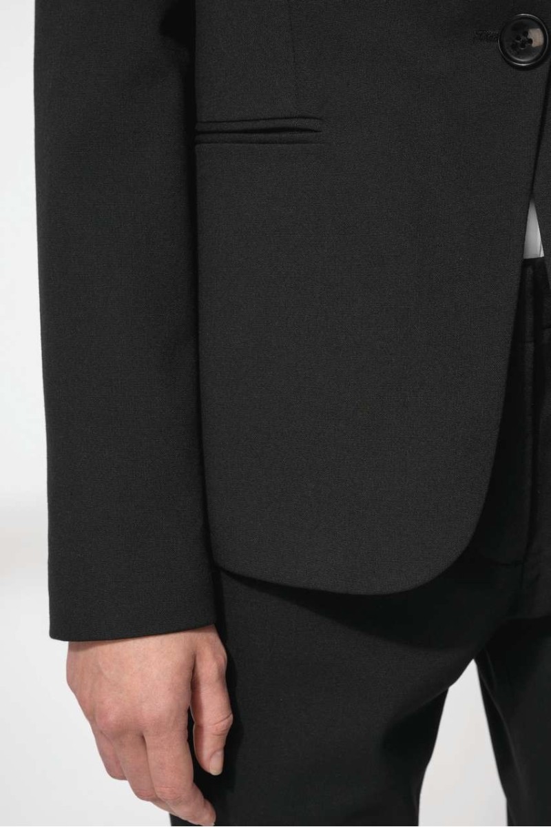 Jachetă pentru femei